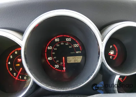 2004 Pontiac Vibe z USA, uszkodzony, nr VIN 5Y2SL62884Z418930